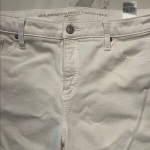 Chico's white Slim Leg Jeans 1R